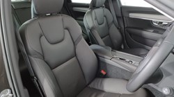 2022 (22) VOLVO V90 2.0 B5P Cross Country Plus 5dr AWD Auto 4787670