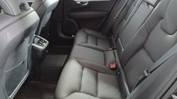 2022 (22) VOLVO V90 2.0 B5P Cross Country Plus 5dr AWD Auto 4787679
