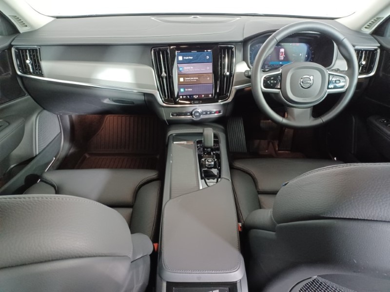 2022 (22) VOLVO V90 2.0 B5P Cross Country Plus 5dr AWD Auto 4787674