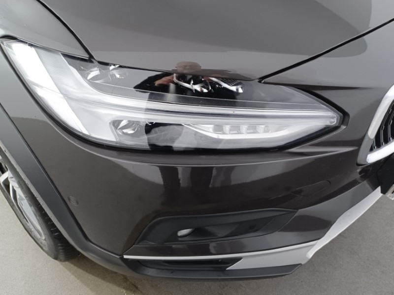 2022 (22) VOLVO V90 2.0 B5P Cross Country Plus 5dr AWD Auto 4787693