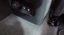 2022 (22) VOLVO XC40 2.0 B3P Plus Dark 5dr Auto 4739474