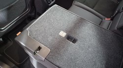 2022 (22) VOLVO XC40 2.0 B3P Plus Dark 5dr Auto 4739482