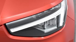 2022 (22) VOLVO XC40 2.0 B3P Plus Dark 5dr Auto 4739517