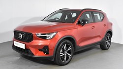 2022 (22) VOLVO XC40 2.0 B3P Plus Dark 5dr Auto 4739467