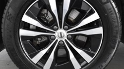 2024 (74) VOLVO XC60 2.0 B5P Core 5dr AWD Geartronic 4846257