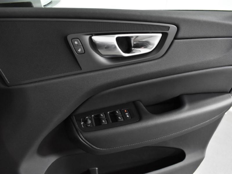 2024 (74) VOLVO XC60 2.0 B5P Core 5dr AWD Geartronic 4846248