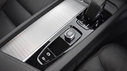 2024 (74) VOLVO XC60 2.0 B5P Core 5dr AWD Geartronic 4846249