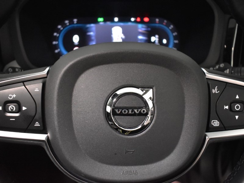 2024 (74) VOLVO XC60 2.0 B5P Core 5dr AWD Geartronic 4846238