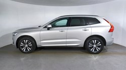 2024 (74) VOLVO XC60 2.0 B5P Core 5dr AWD Geartronic 4846219