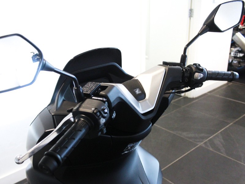  Honda PCX125 5822386