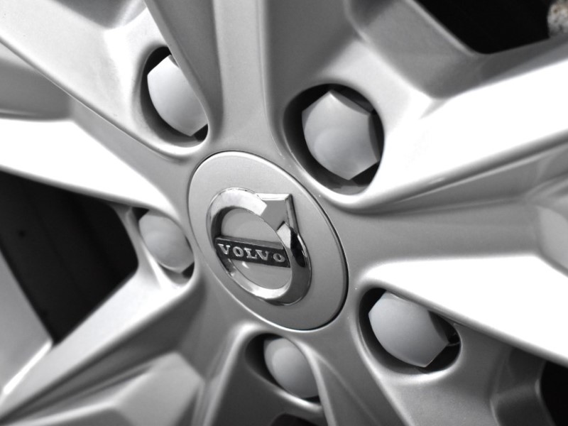 2024 (74) VOLVO XC40 2.0 B3P Core 5dr Auto 4762333