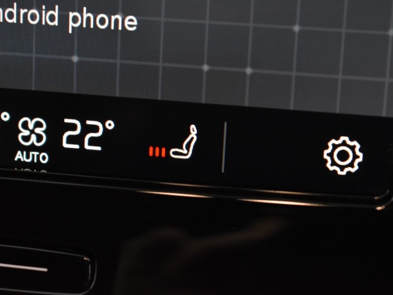 2024 (74) VOLVO XC40 2.0 B3P Core 5dr Auto 4762291