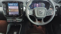 2024 (74) VOLVO XC40 2.0 B3P Core 5dr Auto 4762270