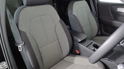 2024 (74) VOLVO XC40 2.0 B3P Core 5dr Auto 4762268