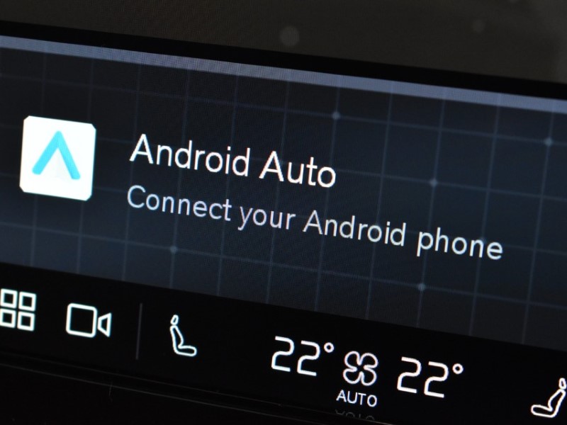 2024 (74) VOLVO XC40 2.0 B3P Core 5dr Auto 4762288