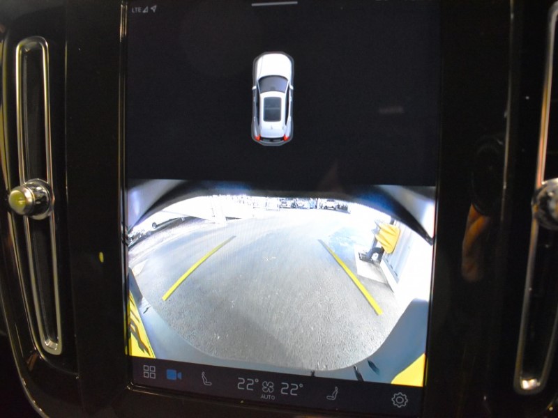 2024 (74) VOLVO XC40 2.0 B3P Core 5dr Auto 4762281