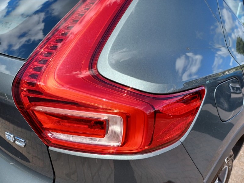 2025 (75) VOLVO XC40 2.0 B3P Plus Dark 5dr Auto 5395730