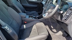 2025 (75) VOLVO XC40 2.0 B3P Plus Dark 5dr Auto 5395710