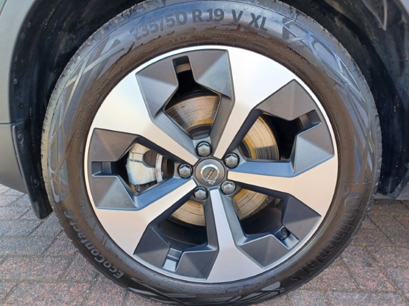2025 (75) VOLVO XC40 2.0 B3P Plus Dark 5dr Auto 5395726