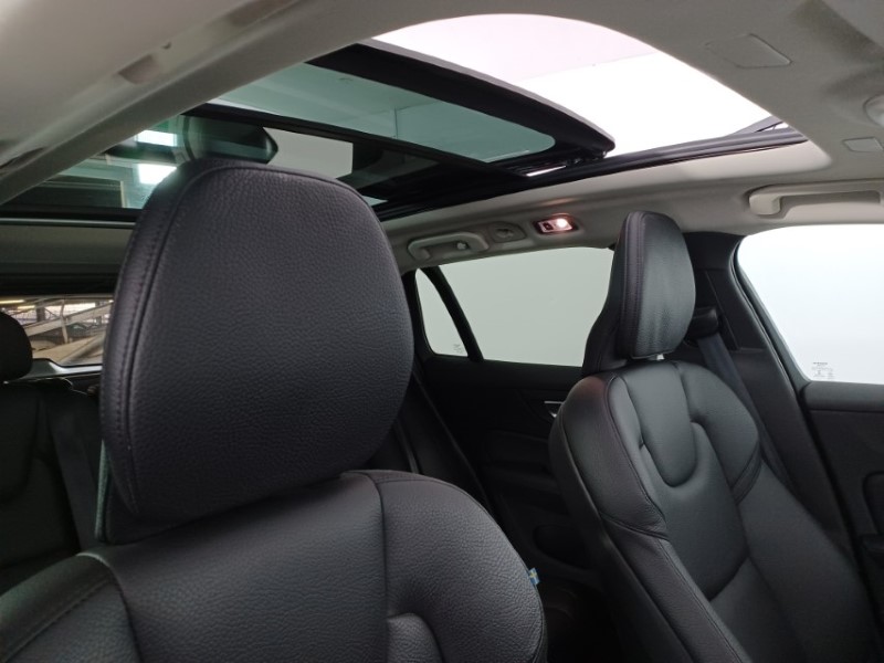 2021 (21) VOLVO V60 2.0 B5P Cross Country 5dr AWD Auto 4790434