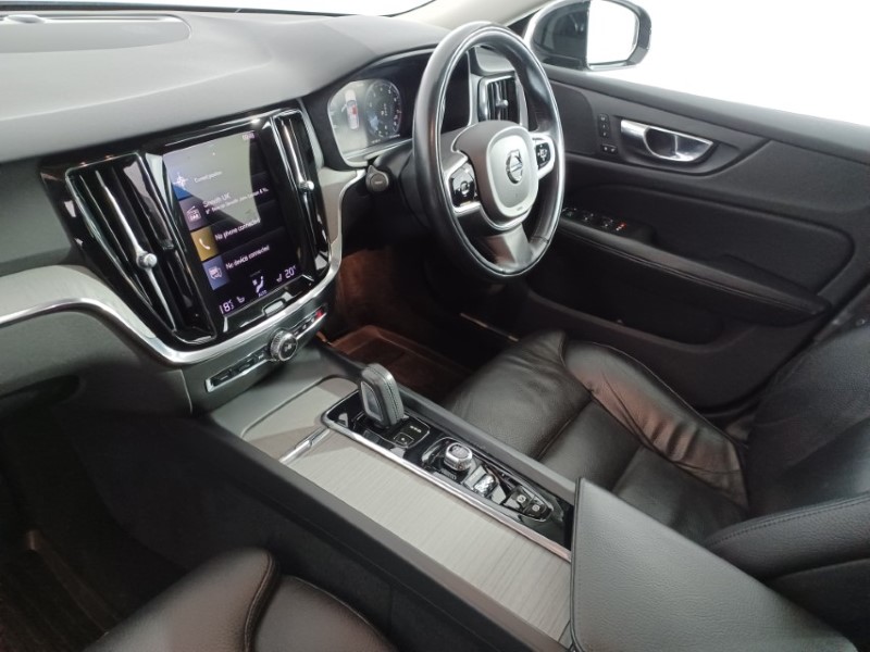 2021 (21) VOLVO V60 2.0 B5P Cross Country 5dr AWD Auto 4790439