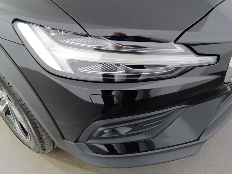 2021 (21) VOLVO V60 2.0 B5P Cross Country 5dr AWD Auto 4790467