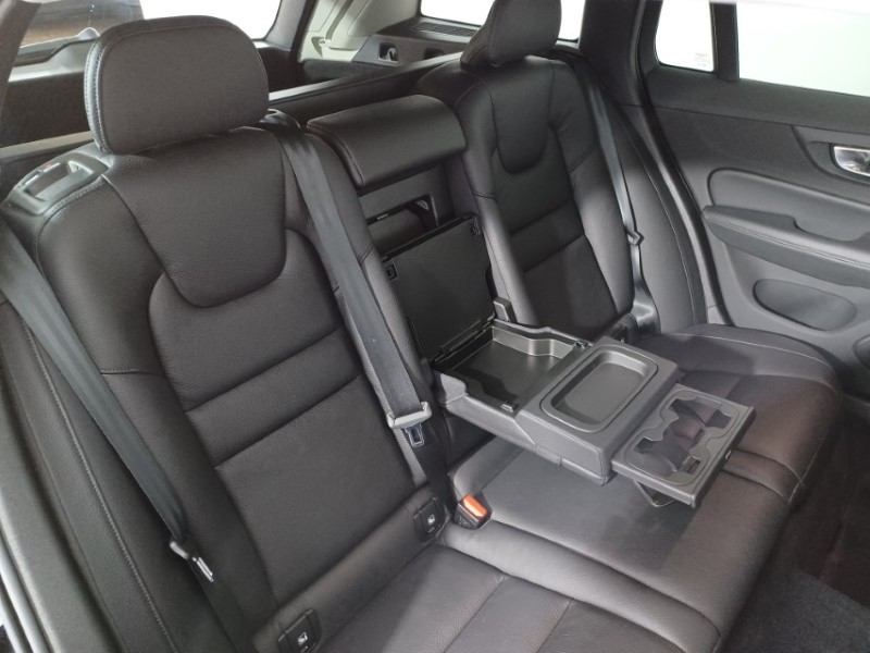 2021 (21) VOLVO V60 2.0 B5P Cross Country 5dr AWD Auto 4790435