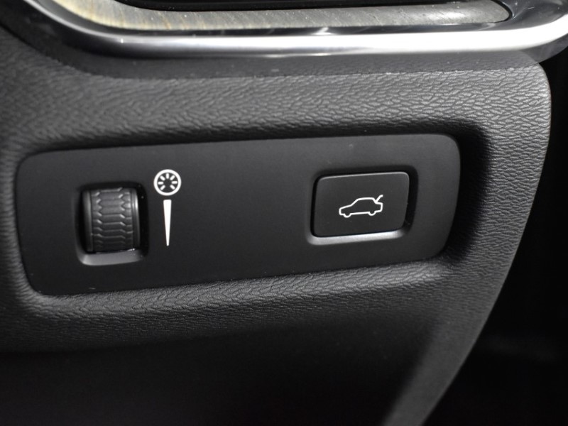 2021 (21) VOLVO V60 2.0 B5P Cross Country 5dr AWD Auto 4790481