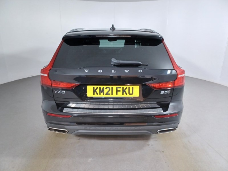2021 (21) VOLVO V60 2.0 B5P Cross Country 5dr AWD Auto 4790423