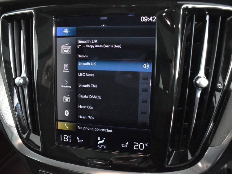 2021 (21) VOLVO V60 2.0 B5P Cross Country 5dr AWD Auto 4790474