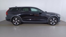 2021 (21) VOLVO V60 2.0 B5P Cross Country 5dr AWD Auto 4790425
