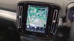 2025 (75) VOLVO XC40 2.0 B3P Plus Black Edition 5dr Auto 5537419