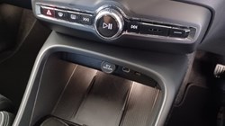 2025 (75) VOLVO XC40 2.0 B3P Plus Black Edition 5dr Auto 5537421