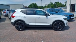 2025 (75) VOLVO XC40 2.0 B3P Plus Black Edition 5dr Auto 5537411