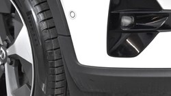 2024 (24) VOLVO XC40 2.0 B3P Plus Dark 5dr Auto 4796185
