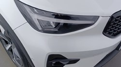2024 (24) VOLVO XC40 2.0 B3P Plus Dark 5dr Auto 4796156