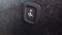 2024 (24) VOLVO XC40 2.0 B3P Plus Dark 5dr Auto 4796144