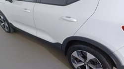 2024 (24) VOLVO XC40 2.0 B3P Plus Dark 5dr Auto 4796151