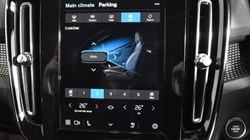 2024 (24) VOLVO XC40 2.0 B3P Plus Dark 5dr Auto 4796166