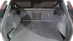 2024 (24) VOLVO XC40 2.0 B3P Plus Dark 5dr Auto 4796141