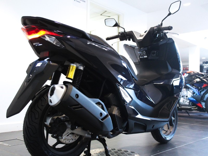  Honda PCX125 5822420