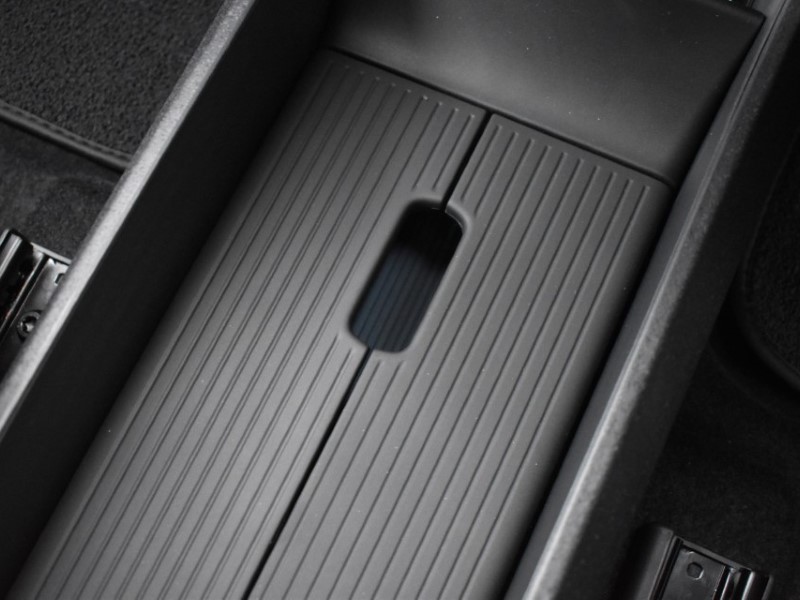 2025 (75) VOLVO EX30 315kW Twin Motor Performance Plus 69kWh 5dr Auto 4889346