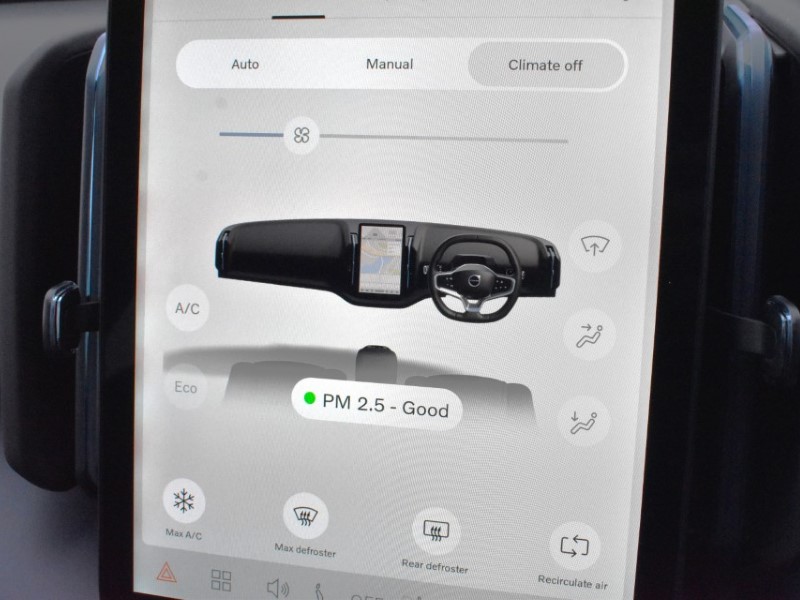 2025 (75) VOLVO EX30 315kW Twin Motor Performance Plus 69kWh 5dr Auto 4889336