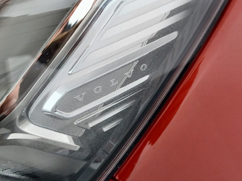 2018 (68) VOLVO XC40 2.0 D4 [190] R DESIGN 5dr AWD Geartronic 4798983