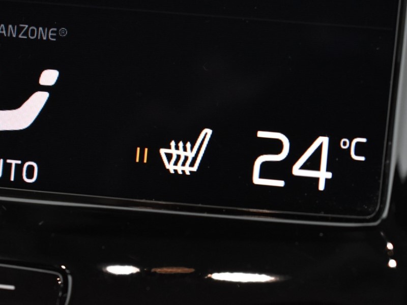 2021 (71) VOLVO XC90 2.0 B5D [235] Momentum 5dr AWD Geartronic 4810058