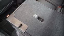 2025 (25) VOLVO XC40 2.0 B4P Ultra Dark 5dr Auto 4827681