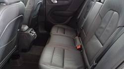 2025 (25) VOLVO XC40 2.0 B4P Ultra Dark 5dr Auto 4827680