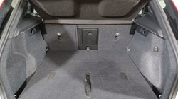 2025 (25) VOLVO XC40 2.0 B4P Ultra Dark 5dr Auto 4827682