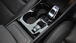 2025 (25) VOLVO XC40 2.0 B4P Ultra Dark 5dr Auto 4827701