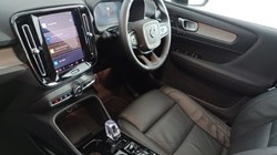 2025 (25) VOLVO XC40 2.0 B4P Ultra Dark 5dr Auto 4827676